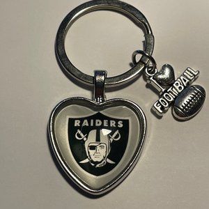 LAS VEGAS RAIDERS NFL I Love Football Heart Key Ring !!!NEW!!!